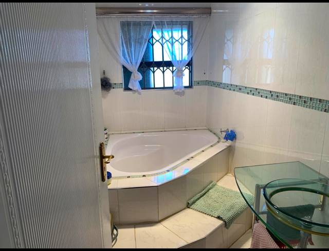 3 BEDROOM HOUSE FOR SALE IN MEYERTON PARK